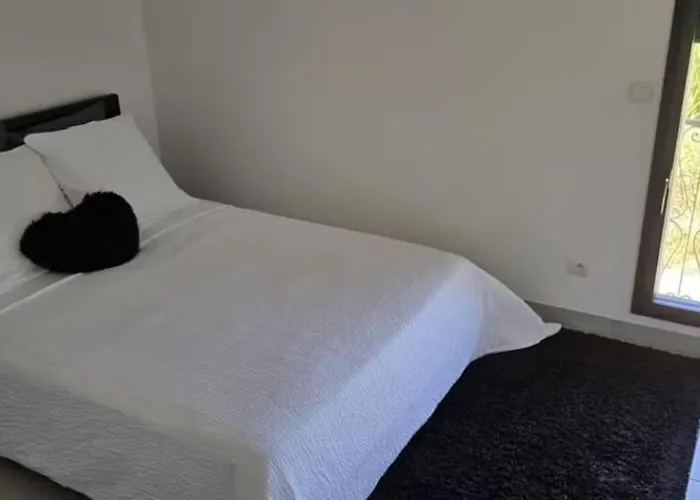 Calme Et Confortable Appartement Perpignan